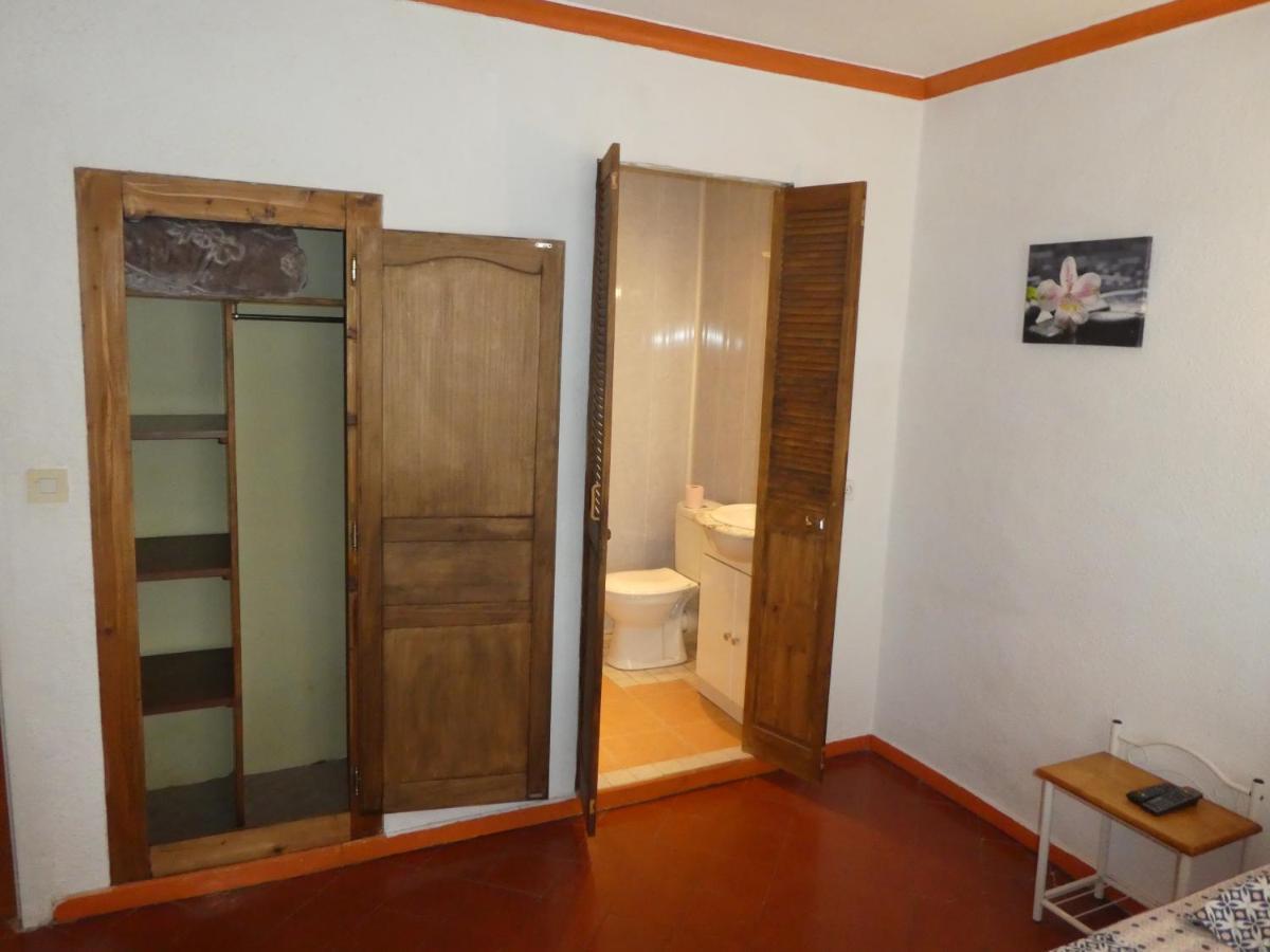 Etanit ! Beziers Plein Centre - 1Mn Du Bus, De La Gare Du Train Et Liaison Aeroport -Chambres Climatisees -Spacieuses Amenagees Pour Singles, Couple, Et Ou Familles -Parking A Velos -Consigne Екстер'єр фото